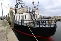 Pasažieru kuģis pārdod