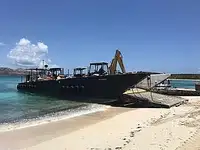 Desanta kuģis, tankkuģis pārdod