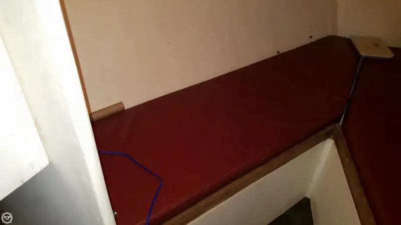 Trallers pārdod