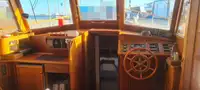 Naftas / Ķīmisko vielu tankkuģis pārdod
