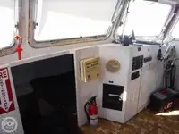 Trallers pārdod