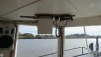 Trallers pārdod