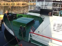 Konteinerkuģis pārdod