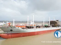 Reefer kuģis pārdod