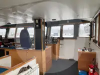 Staru trallera zvejas kuģis pārdod
