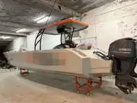 Cietā piepūšamā laiva pārdod