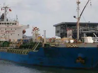 Naftas / Ķīmisko vielu tankkuģis pārdod