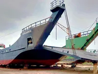 Desanta kuģis, tankkuģis pārdod