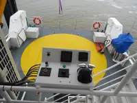 Katamarāns pārdod