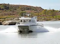 Katamarāns pārdod