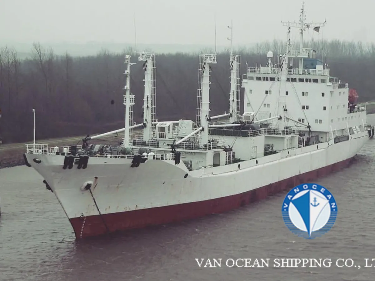 Reefer kuģis pārdod