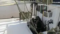 Trallers pārdod