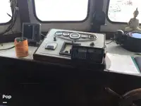 Trallers pārdod