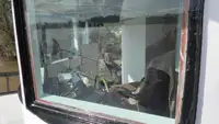 Trallers pārdod