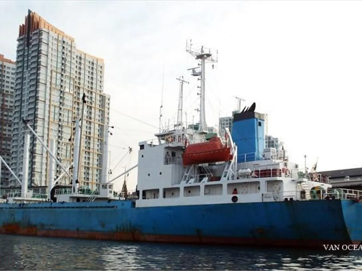 Reefer kuģis pārdod