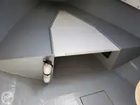 Zivju pārstrādes kuģis pārdod