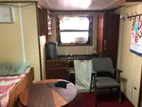 Trallers pārdod