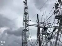 Trallers pārdod
