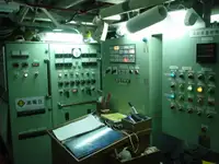 Trallers pārdod