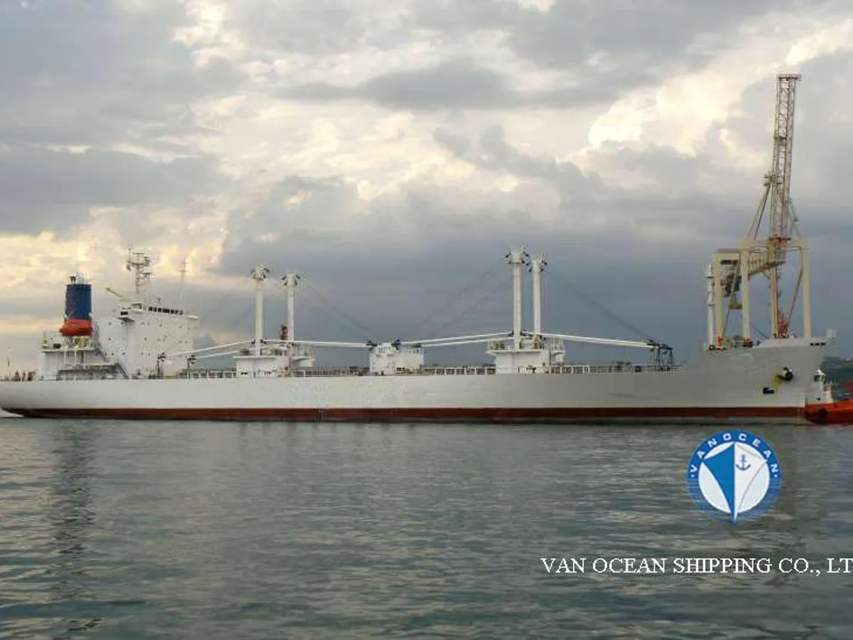 Reefer kuģis pārdod