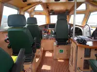 Pilotkuģis pārdod