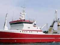 Trallers pārdod