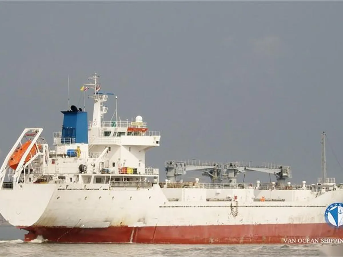 Reefer kuģis pārdod