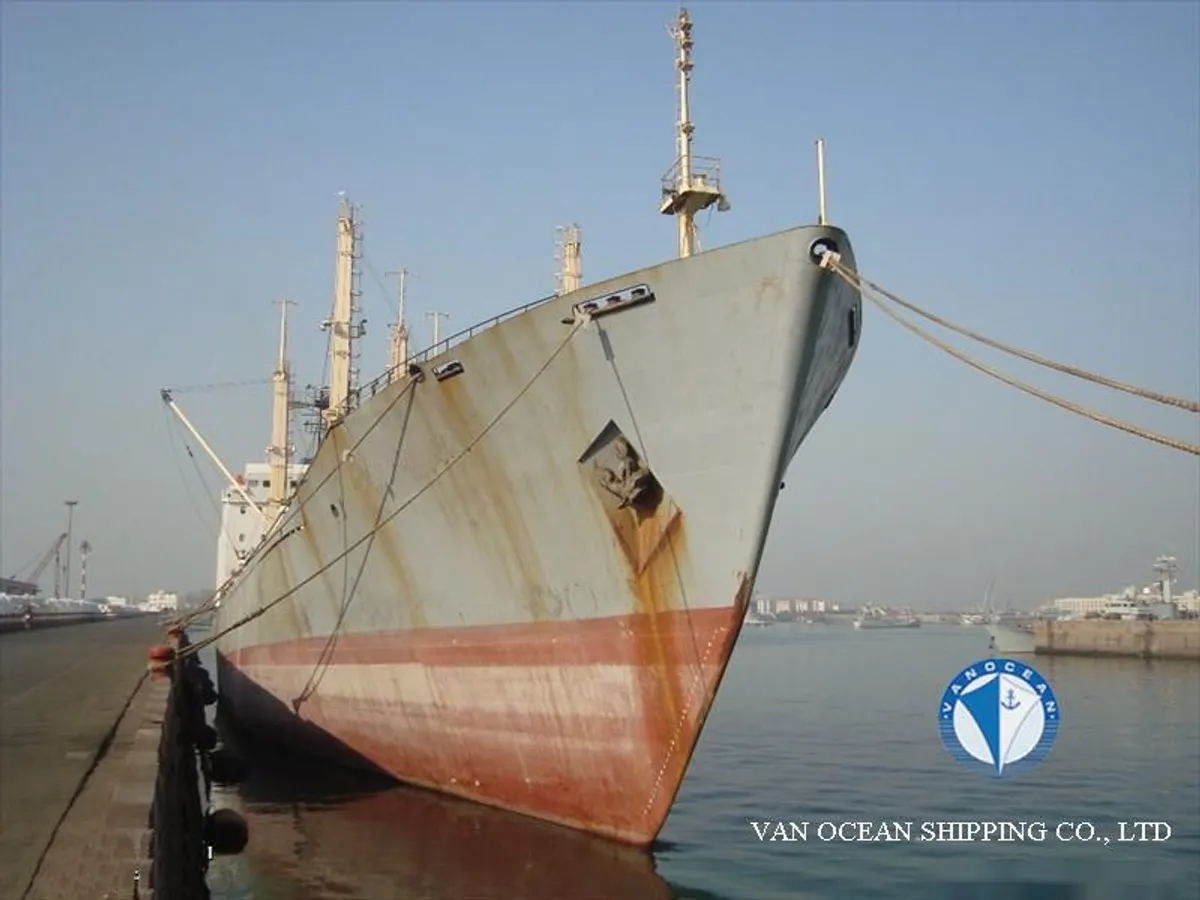 Reefer kuģis pārdod