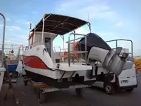 Niršanas atbalsta kuģis pārdod
