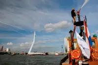 Vilcējs pārdod