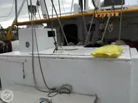 Trallers pārdod