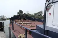 Naftas / Ķīmisko vielu tankkuģis pārdod