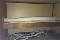Trallers pārdod