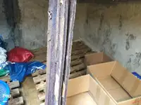 Trallers pārdod