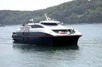 Katamarāns pārdod