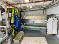 Garā līnija zvejas kuģis pārdod