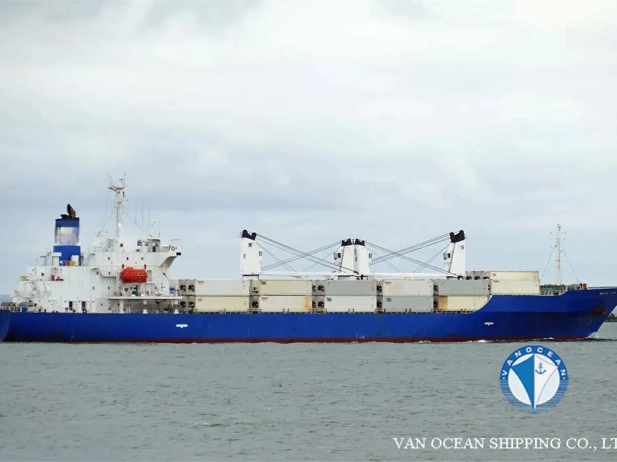 Reefer kuģis pārdod