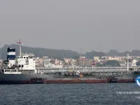 Naftas / Ķīmisko vielu tankkuģis pārdod