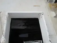 Trallers pārdod