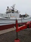 Garā līnija zvejas kuģis pārdod