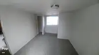 Trallers pārdod