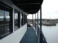 Kruīza kuģis pārdod