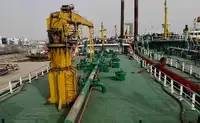 Naftas / Ķīmisko vielu tankkuģis pārdod