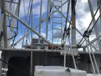 Trallers pārdod