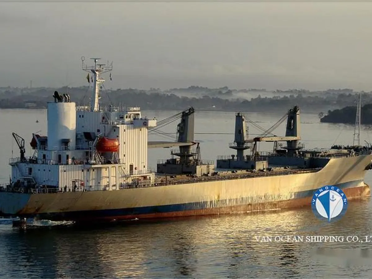 Reefer kuģis pārdod