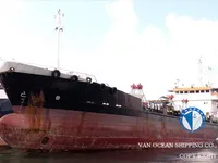 Naftas / Ķīmisko vielu tankkuģis pārdod
