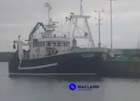 Trallers pārdod