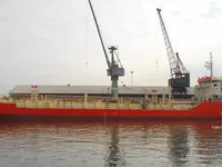 Naftas / Ķīmisko vielu tankkuģis pārdod