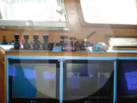 Trallers pārdod