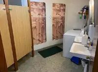 Ātrgaitas apgādes kuģis (FSV) pārdod
